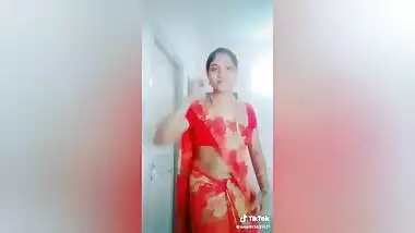 Aunty Hot Exposing videos Only Adults 18+ required Kancharla Mary
