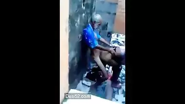 Old Dasi man fuck outdoor local randi babe