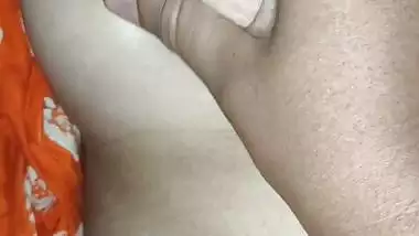 Boudi big boobs pressing by husband while she sleeps