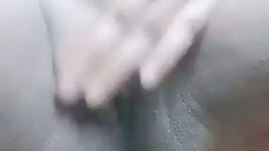 Horny Paki Bhabhi Showing Her Pussy